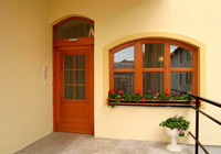 Custom-made wood windows